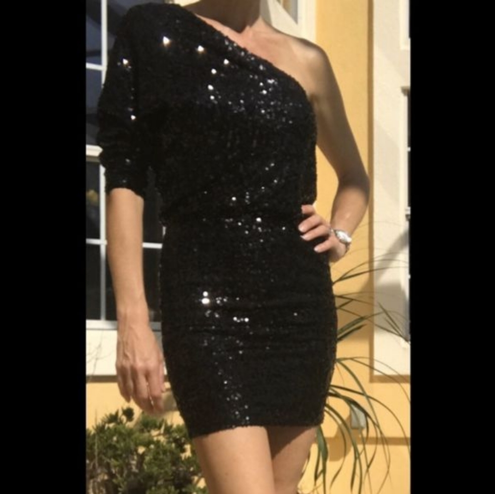 Gianni Bini | Allover Sequin Bodycon Dress